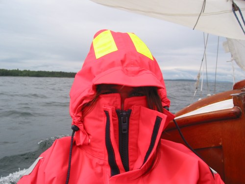 Innpakket i seildress