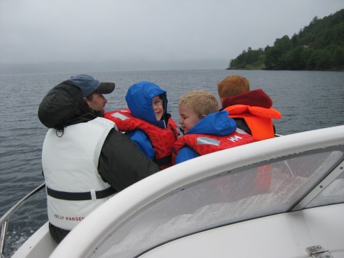 På vei over fjorden til Ølesund